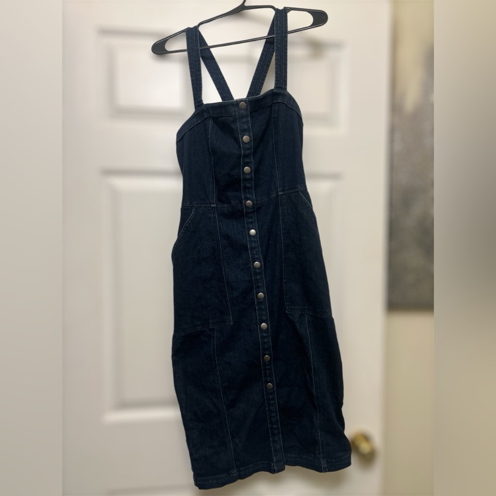 EXPRESS DENIM MIDI DRESS. size small